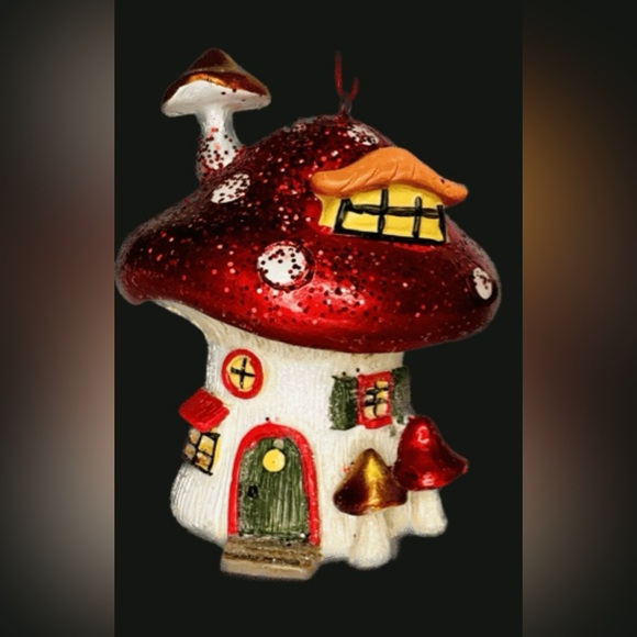 Kurt Adler Mushroom House Ornament, Mushroom Attic, NWT - Picture 3 of 5